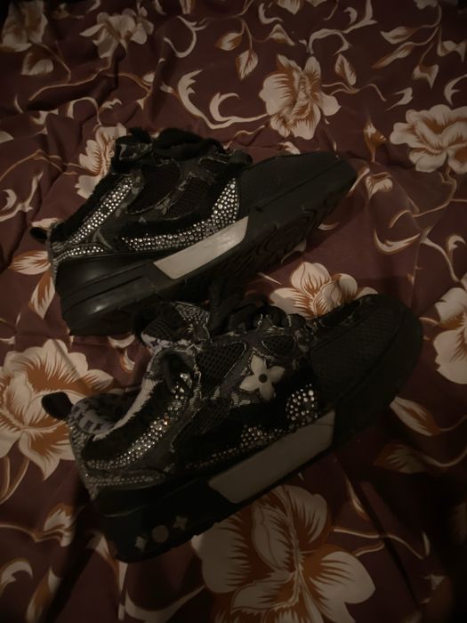 Lv skate negru swaroski