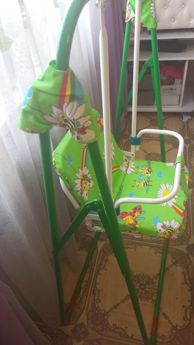 Детская качеля металлическая