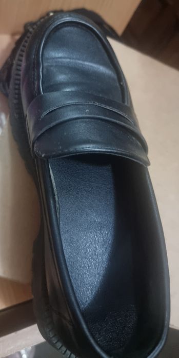 Обувь в школу: туфли 37 размера