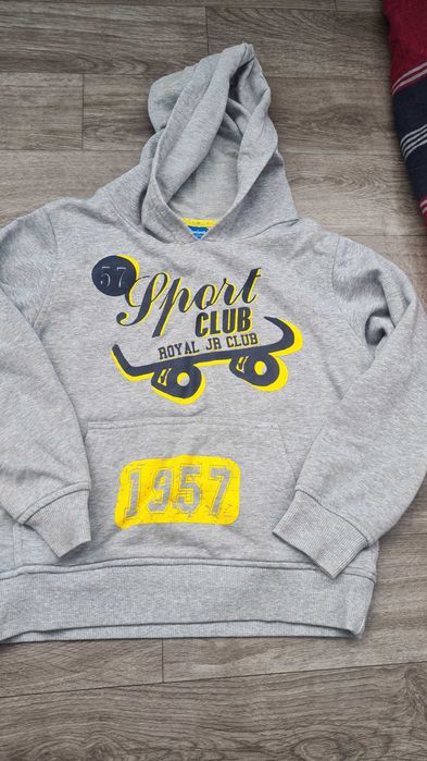 Толстовка на мальчика 140