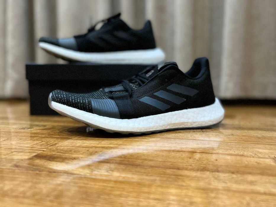 Adidas SENSEBOOST GO беговые кроссовки РАЗМЕР 40,41