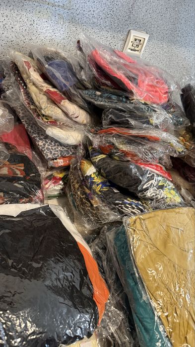 Дрехи на кгилограм-Нова Стока 900+ Артикула