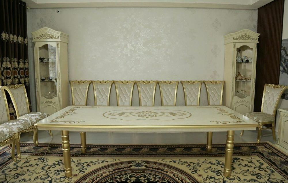 Bir olomon ayol erkakni sikish