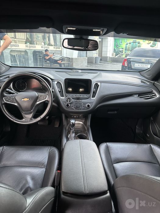 Malibu 2 premer qora faqat parokda kraska bor qogan joyi tozaa
