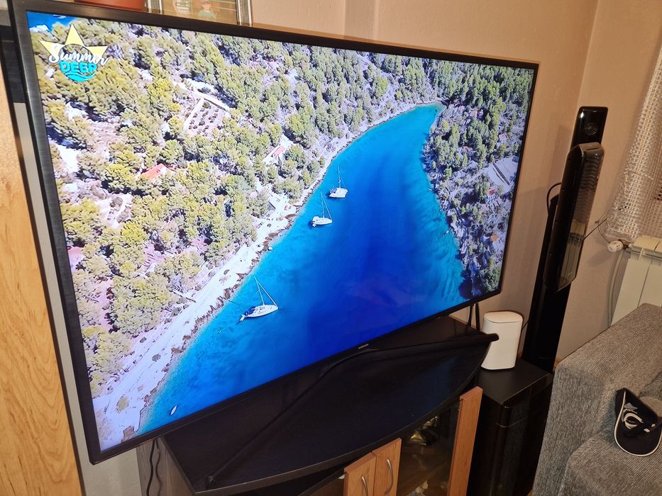 Смарт телевизор Samsung UE50KU6072U