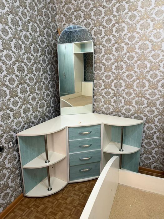 Мебель комплектом