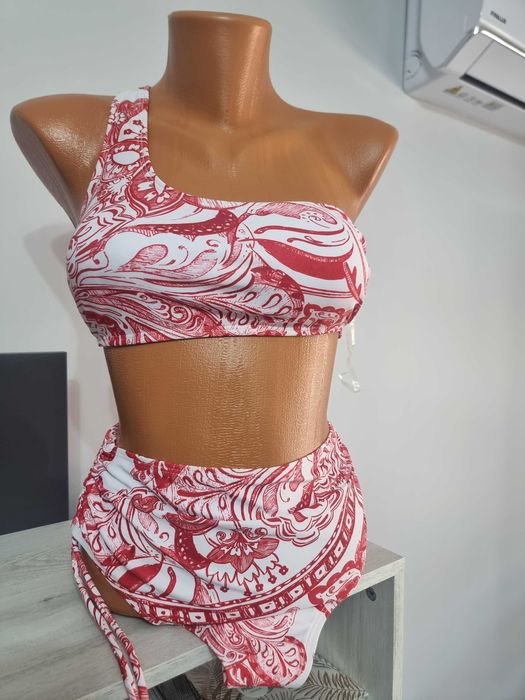 Дамски бански костюми