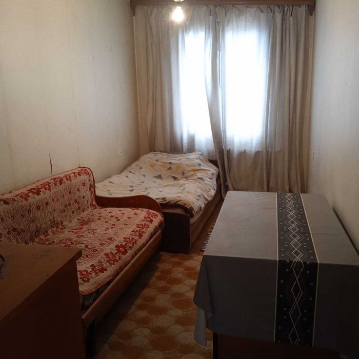 2-комн квартира, метро БИЙ, напротив министерства обороны Без Маклера!