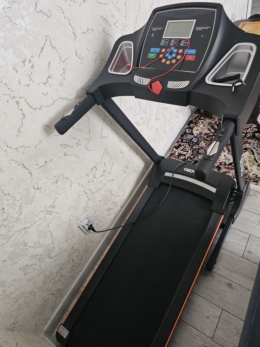 Беговая дорожка GENAU