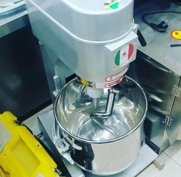 Mikser 30 litr pirmoy