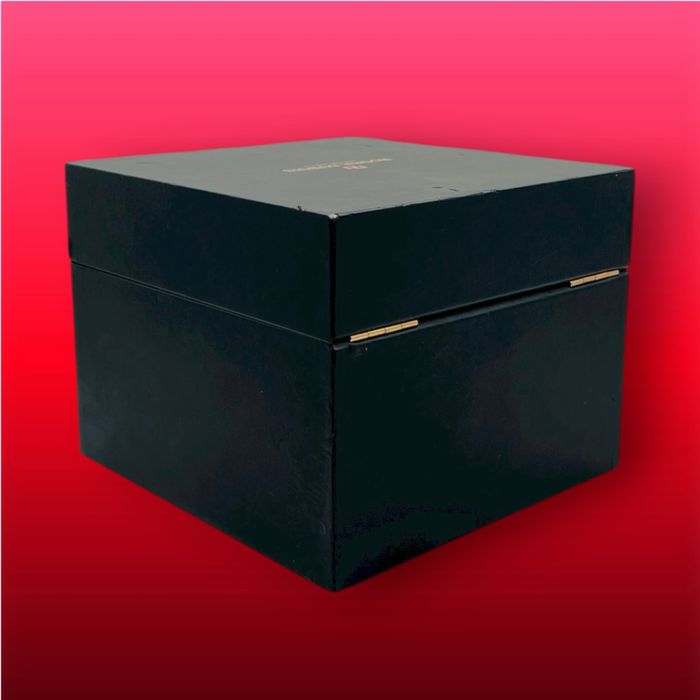 Roger Dubuis луксозна кутия за часовник