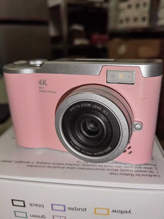 Aparat foto digital copii cu ecran rabatabil VALA V700