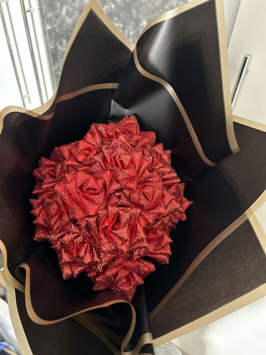 Цветы из атласных лент