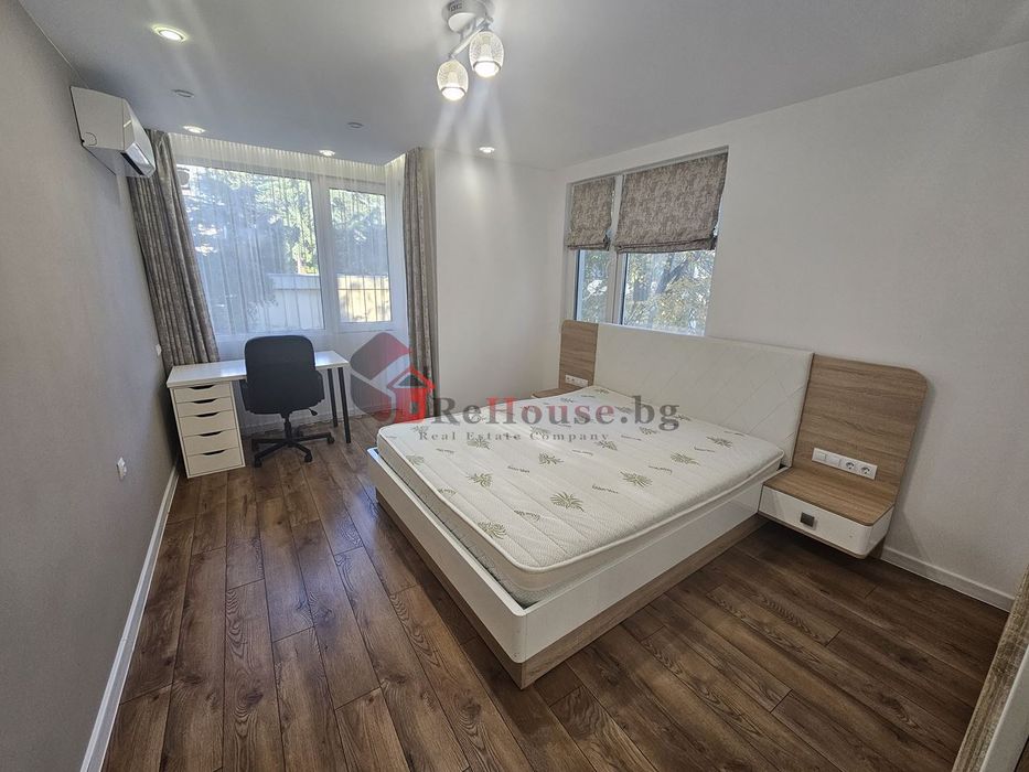 Дава се под наем Тристаен апартамент в Варна, Окръжна болница - 90 кв.м за 850 € - Снимка #11