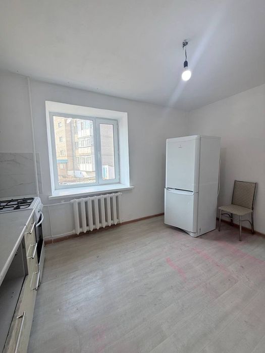 Продам трёхкомнатную квартиру