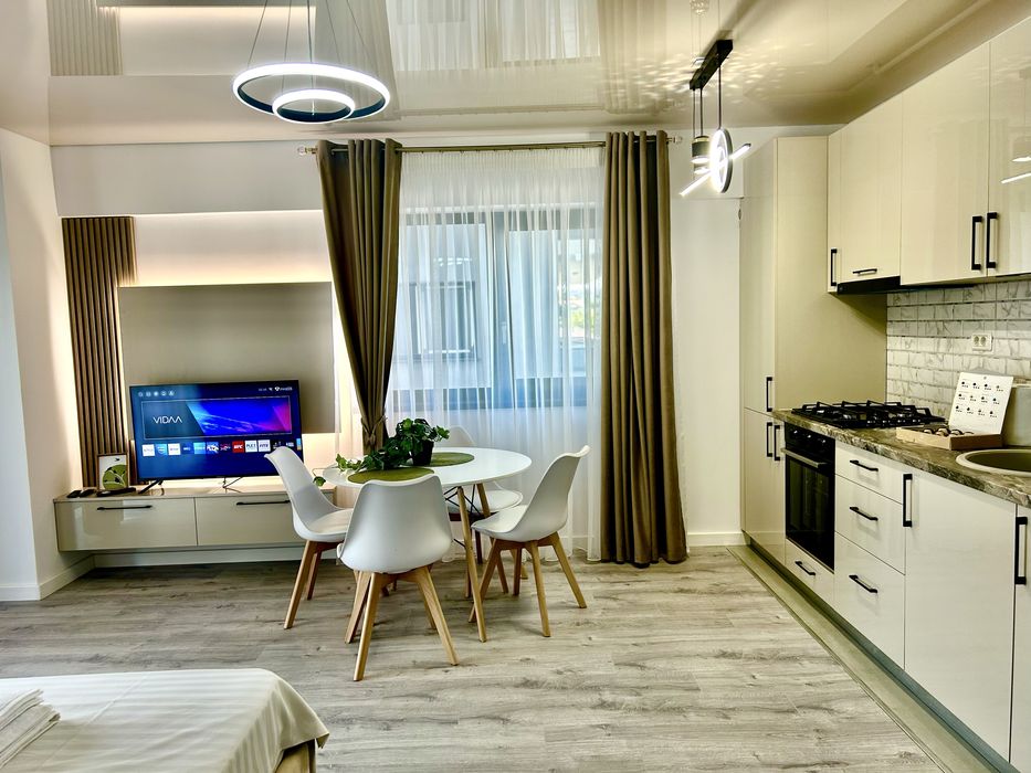 Adamant Towers- Regim Hotelier