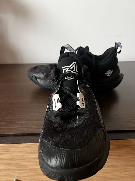 Спортни маратонки Nike Giannis Immortality 2