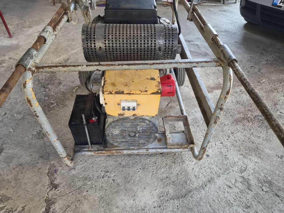 Generator Honda GX620 V-Twin  11kw/ schimb cu scuter 18 cp