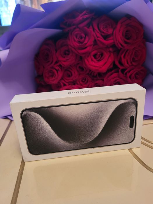 Срочно продам Айфон 15 про макс