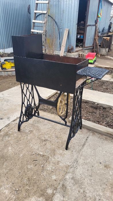 Прдам    Мангал .