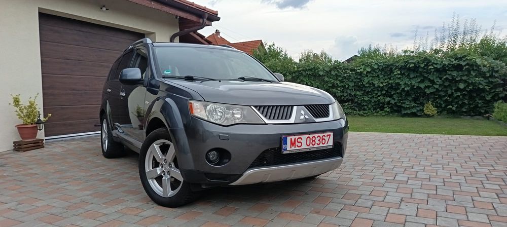 Mitsubishi Outlander, 2.0 diesel, 4×4, Reghin