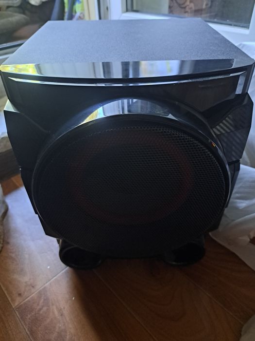 Сабвуфер LG новый в упаковке