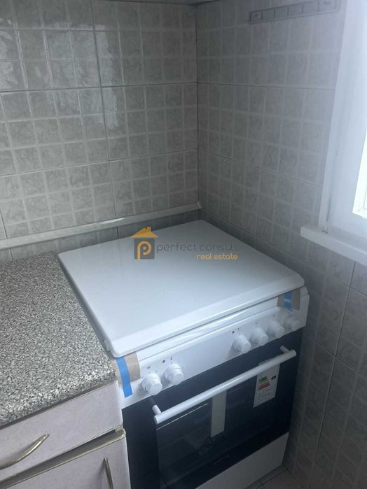 Дава се под наем Тристаен апартамент в Пловдив, Въстанически - 72 кв.м за 398.82 € - Снимка #2