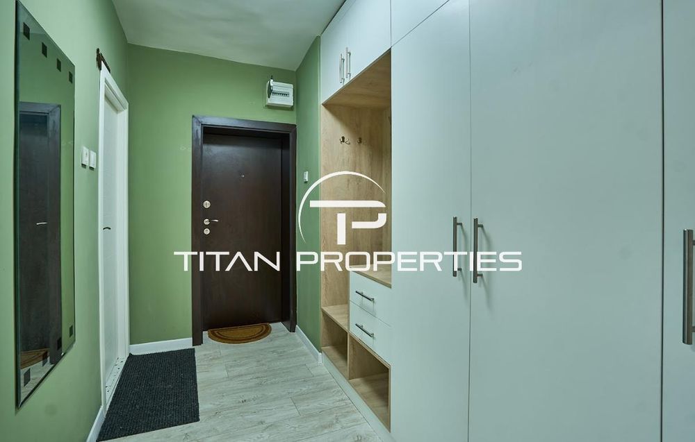 Дава се под наем Четиристаен апартамент в Пловдив, Център - 102 кв.м за 650 € - Снимка #14