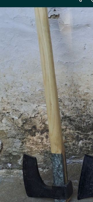 Ковани брадви ресиорна стомана 65г