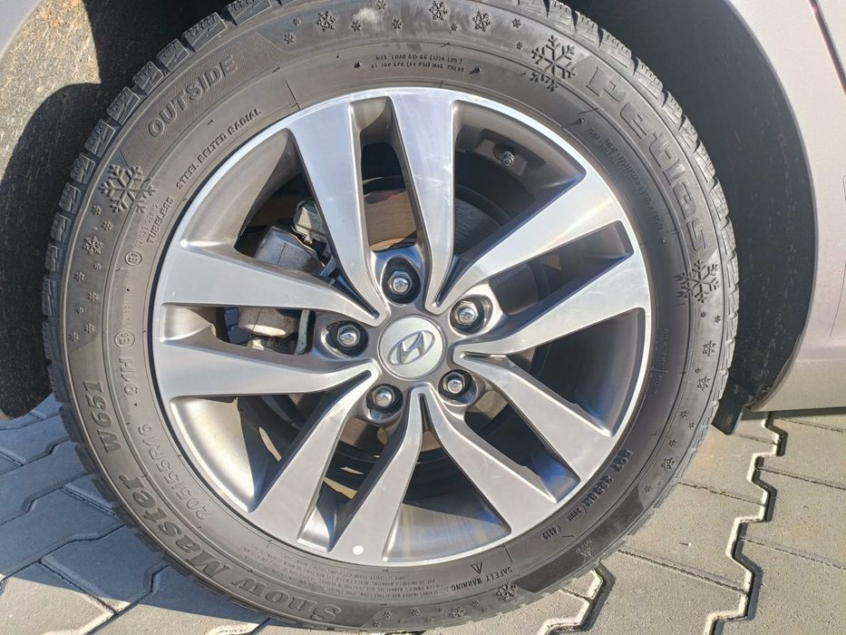 Anvelope iarna petlas 205/55/16