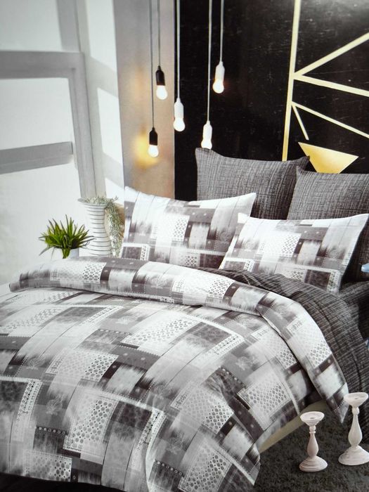 Луксозни спални комплекти