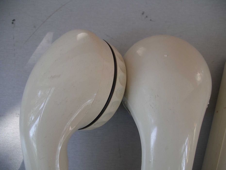 Продавам душ слишалки