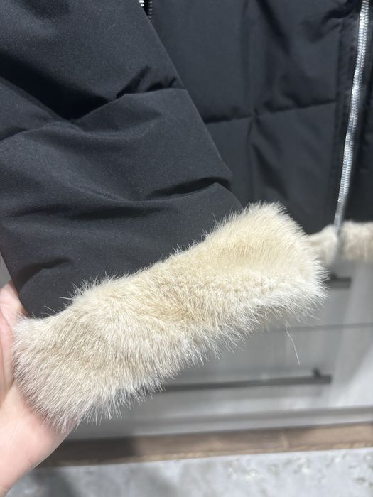 Продам куртку