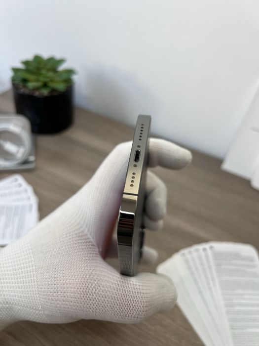 iPhone 12 Pro MAX, на части - корпус, дисплей, батерия, камера и др.