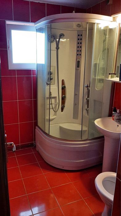 Închiriez apartament 2 camere