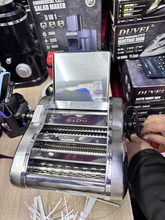 Тесторасскатка, лапшарезка, три вида лапши