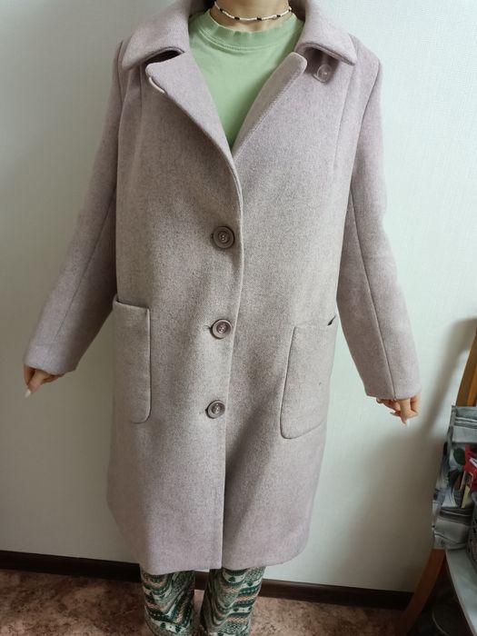 Продам пальто женское