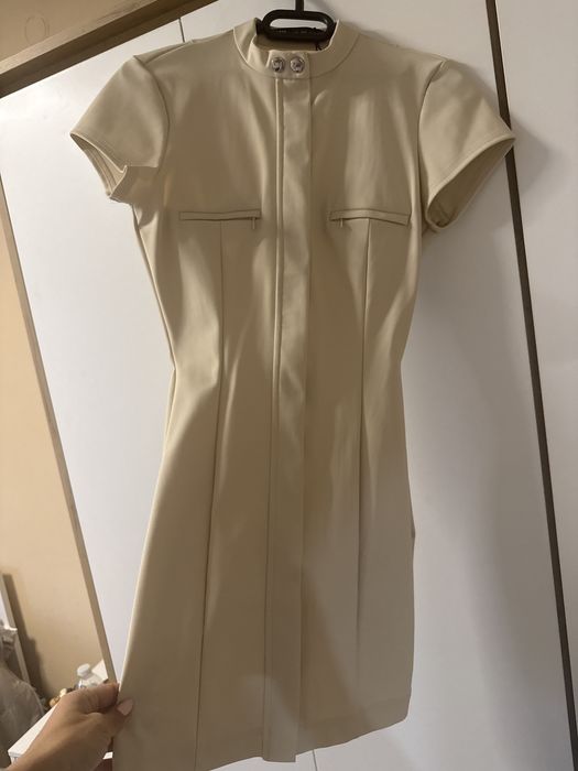 Бежава рокля Zara, размер S