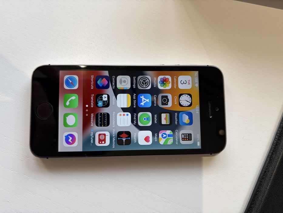 Iphone SE, liber de retea, grey