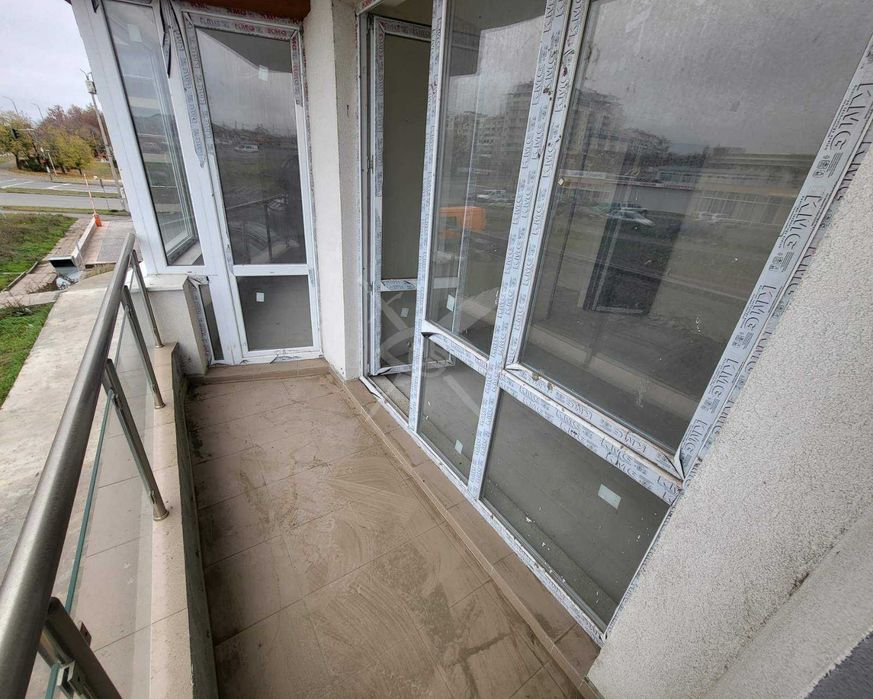 Продава се Двустаен апартамент в Бургас, Меден рудник - зона А - 59 кв.м за 1272 €/кв.м - Снимка #1