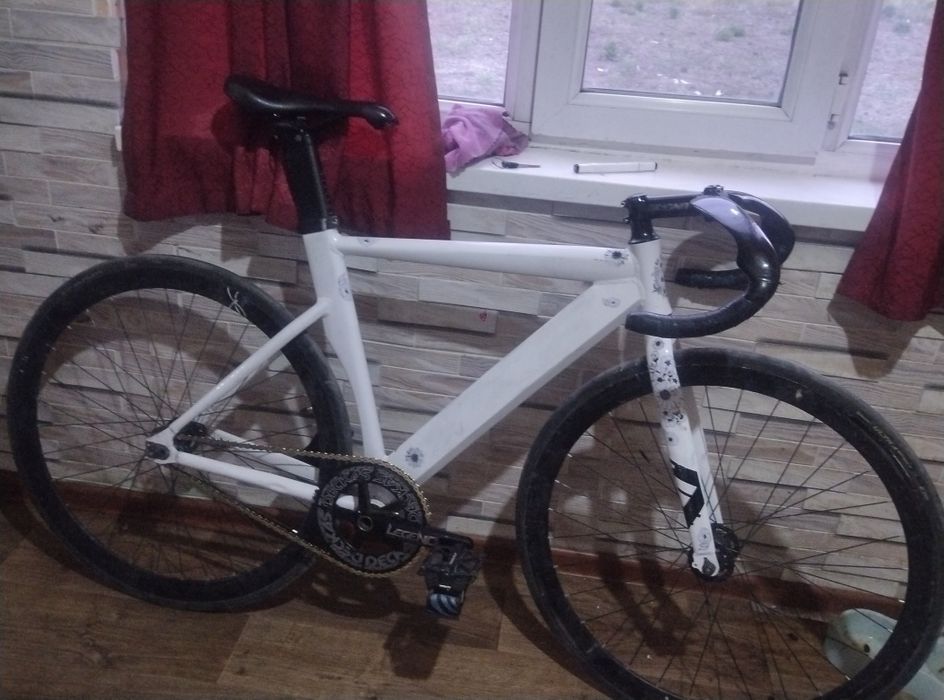 jixf at-7, fixed gear