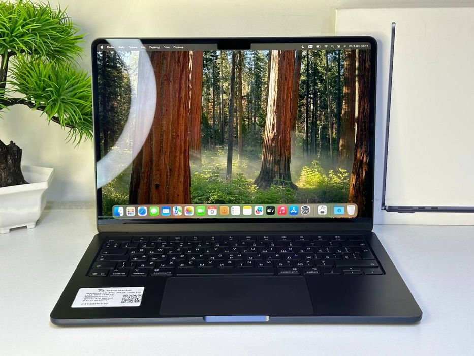 MacBook Air M4 / Akb 98% / Цп 65 (4)