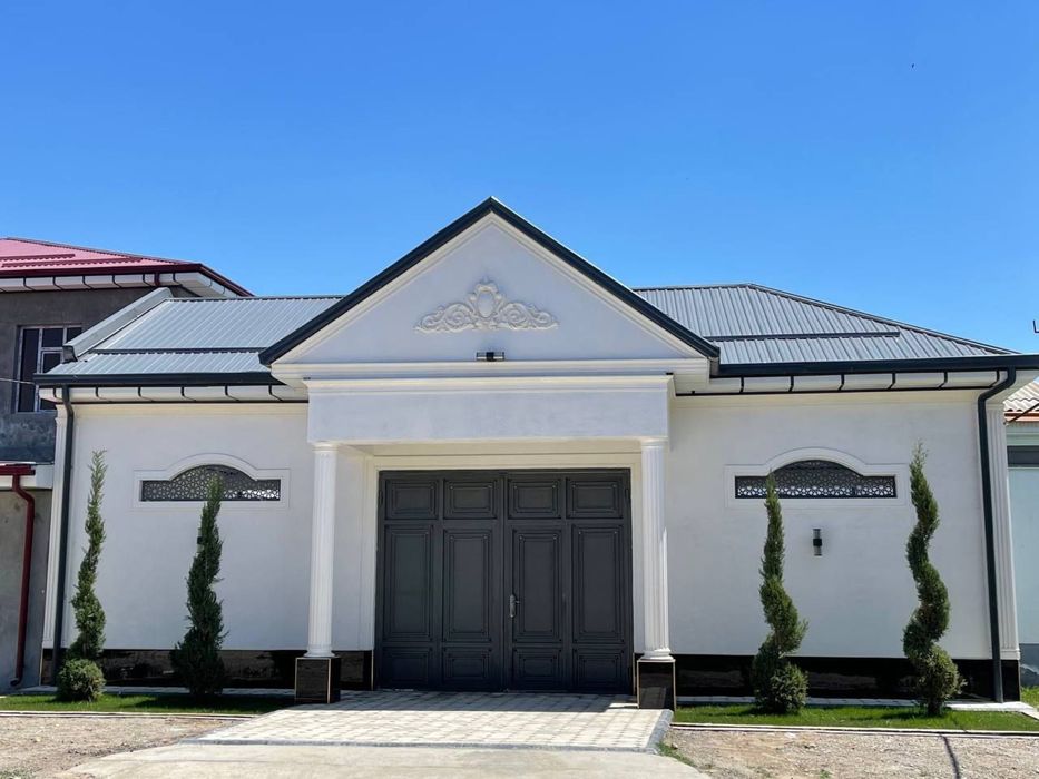 Chiroylik muhtasham yshashga undaydigan uy sotuvga qoyildi