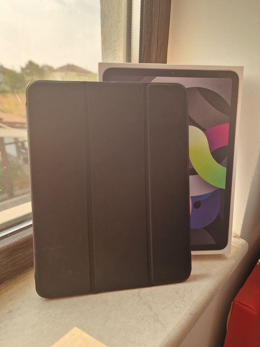 Ipad air 4 gray Wi-Fi на 6 месеца