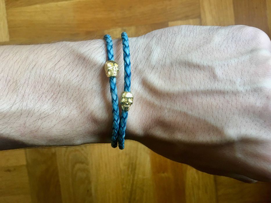 Nialaya гривна с позлатени сребърни черепи