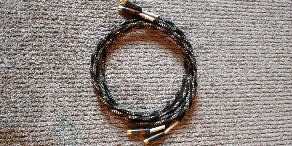 ABBEY ROAD Reference Plus Interconnect by Moving Air (Made in UK)