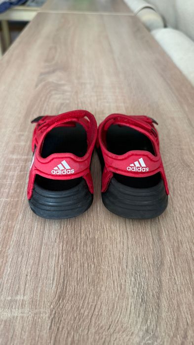 Детски сандали Adidas