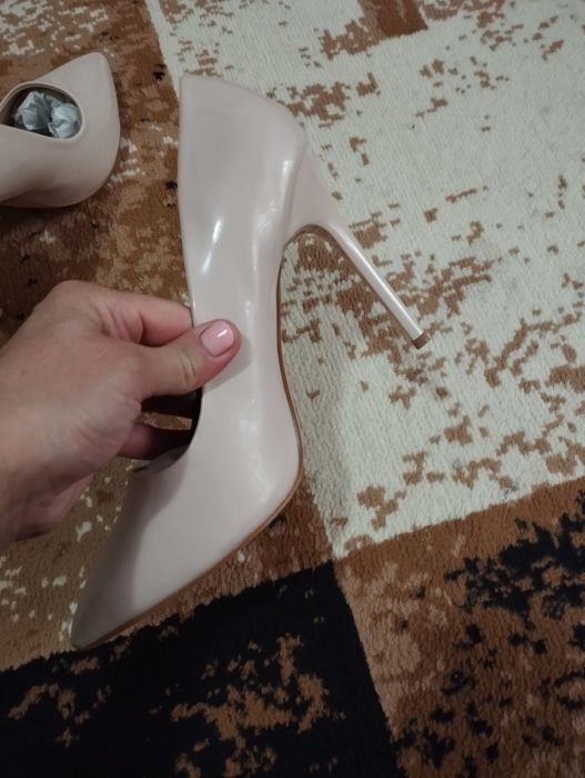 Pantofi stiletto nude Mei