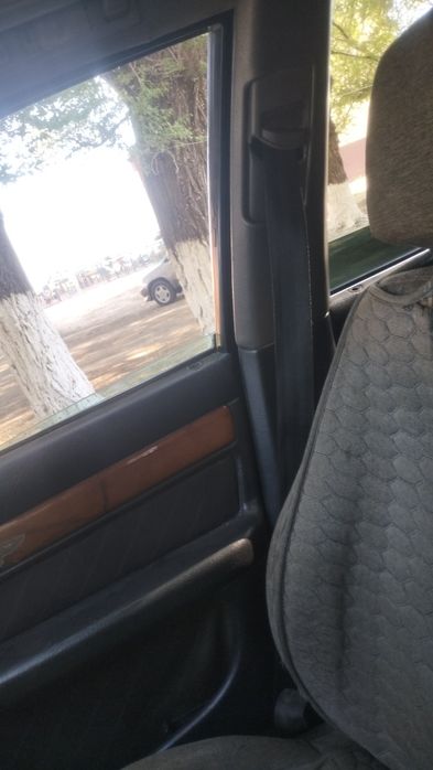 Продаю Ауди С4 срочно