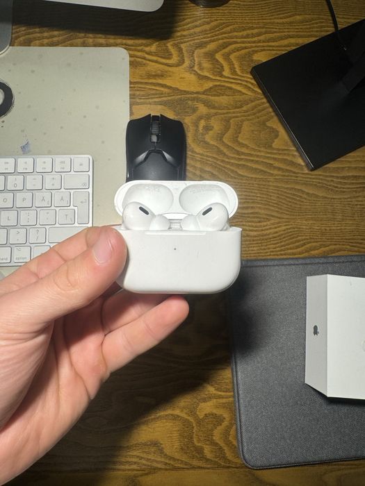 AirPods Pro 2 de vanzare